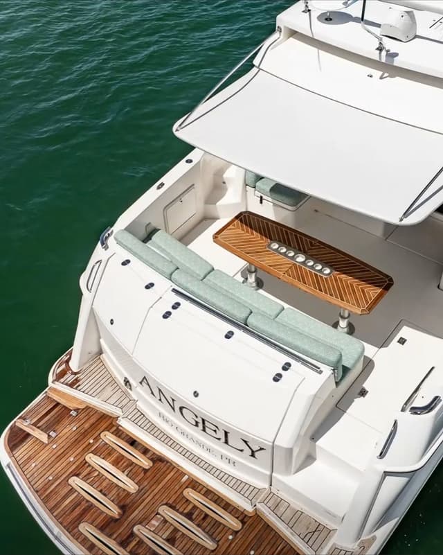 2016 Riviera 5000