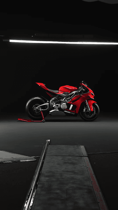 2024 Ducati Panigale V4R
